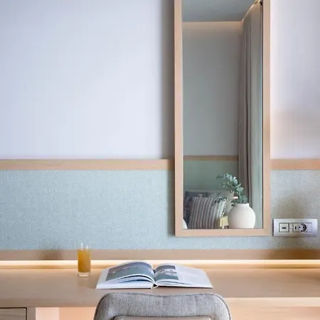 Ammoa Luxury & Hotel