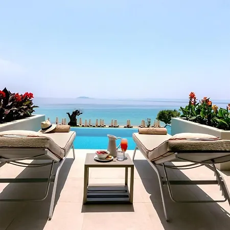 Ammoa Luxury & Hotel