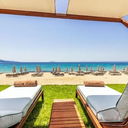 Ammoa Luxury & Hotel 5*